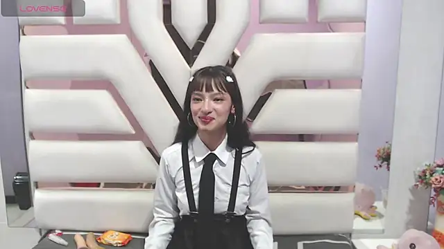 Snapshot of Aurora_18 chatting on February 26, 2025, 9:31 pm Aurora 18 online show from February 26, 2025, 9:31 pm