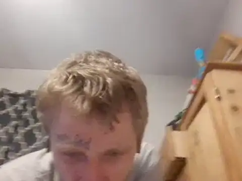 Snapshot of SpAzZ1234 chatting on March 12, 2025, 6:40 am SpAzZ1234 online show from March 12, 2025, 6:40 am