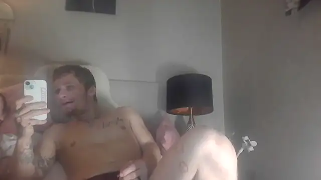 Snapshot of SpAzZ1234 chatting on March 16, 2025, 5:03 am SpAzZ1234 online show from March 16, 2025, 5:03 am