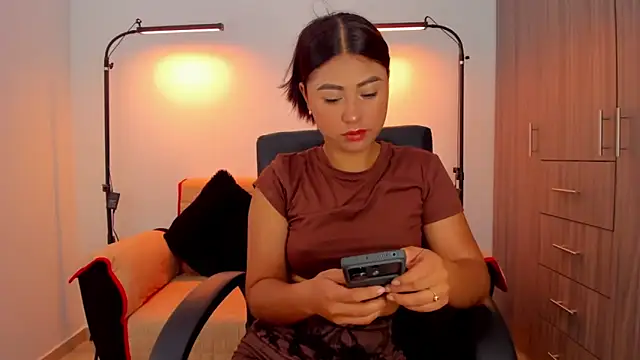 Snapshot of cloy_baby__ chatting on November 21, 2025, 10:47 am cloy baby online show from November 21, 2025, 10:47 am