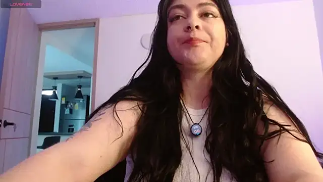 Layna cold online show from March 11, 2026, 12:10 pm