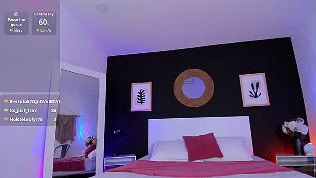 VioletPaket online show from April 1, 2026, 1:41 pm