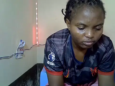 Snapshot of sexy_camara4 chatting on November 15, 2025, 5:33 am sexy camara4 online show from November 15, 2025, 5:33 am