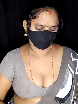 vintage-vibs online show from March 29, 2026, 6:31 pm