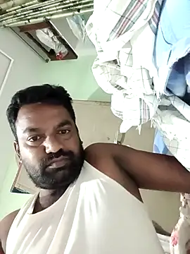 Snapshot of PVNRAO0831 chatting on September 28, 2025, 11:28 am PVNRAO0831 online show from September 28, 2025, 11:28 am