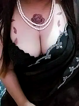 SHUBHI880 online show from September 21, 2025, 10:31 am