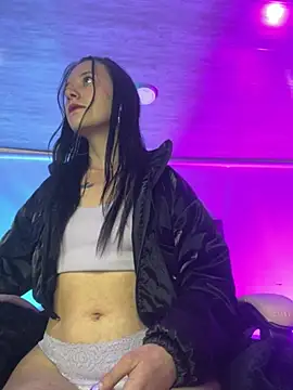 Snapshot of Isabella_21x chatting on February 25, 2026, 1:00 pm Isabella 21x online show from February 25, 2026, 1:00 pm