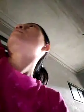 Aninyin22 online show from April 17, 2026, 1:52 am