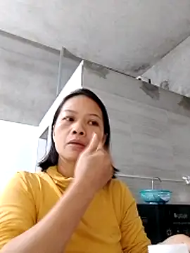 Snapshot of Aninyin22 chatting on December 14, 2025, 12:28 am Aninyin22 online show from December 14, 2025, 12:28 am