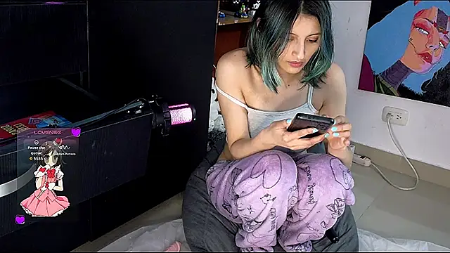 Snapshot of Camila---torres chatting on February 4, 2026, 2:17 am Camila---torres online show from February 4, 2026, 2:17 am