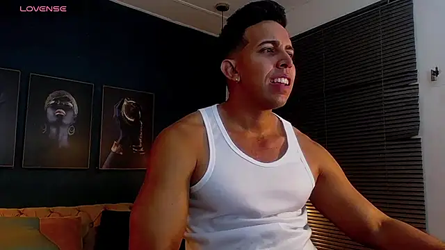 Snapshot of randy_paterman_ chatting on October 22, 2025, 1:27 am randy paterman online show from October 22, 2025, 1:27 am