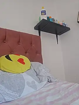 Vini 09 online show from April 13, 2026, 8:13 pm