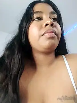 Snapshot of Fanny_Klean chatting on January 17, 2025, 9:39 am Fanny Klean online show from January 17, 2025, 9:39 am