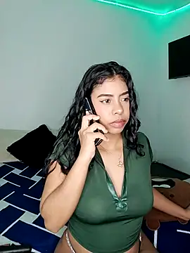 Snapshot of Fanny_Klean chatting on February 13, 2026, 3:39 am Fanny Klean online show from February 13, 2026, 3:39 am