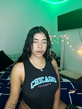 Snapshot of Fanny_Klean chatting on February 7, 2026, 3:25 am Fanny Klean online show from February 7, 2026, 3:25 am