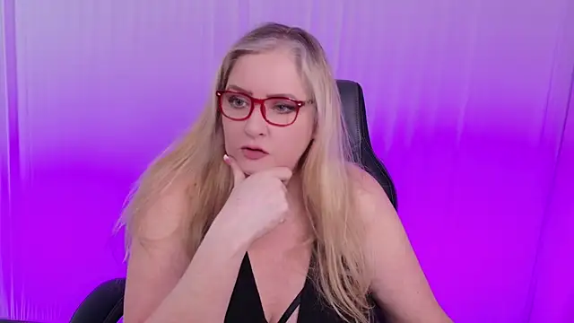 KatDSinclair online show from February 18, 2025, 2:59 pm