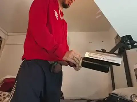 Snapshot of badanyboy chatting on April 10, 2026, 10:00 am badanyboy online show from April 10, 2026, 10:00 am