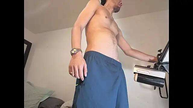 Snapshot of badanyboy chatting on February 25, 2026, 3:45 pm badanyboy online show from February 25, 2026, 3:45 pm