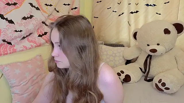 Snapshot of Sellya_Houston chatting on November 13, 2025, 8:29 am Sellya Houston online show from November 13, 2025, 8:29 am