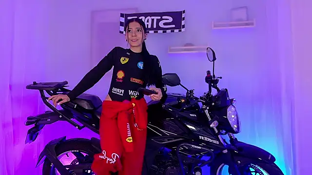 AmyPalmmer online show from November 1, 2025, 12:21 pm