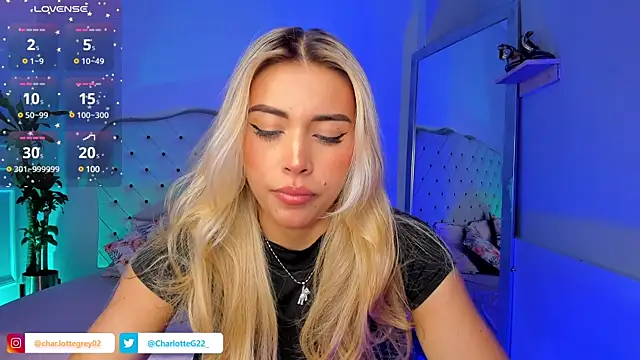 Snapshot of charlotte__grey chatting on March 6, 2025, 7:54 pm charlotte grey online show from March 6, 2025, 7:54 pm