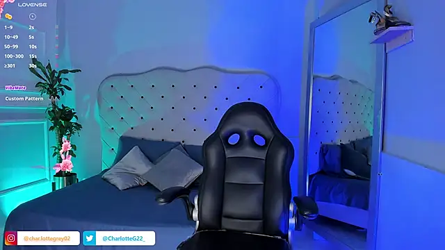 Snapshot of charlotte__grey chatting on March 1, 2025, 7:37 pm charlotte grey online show from March 1, 2025, 7:37 pm