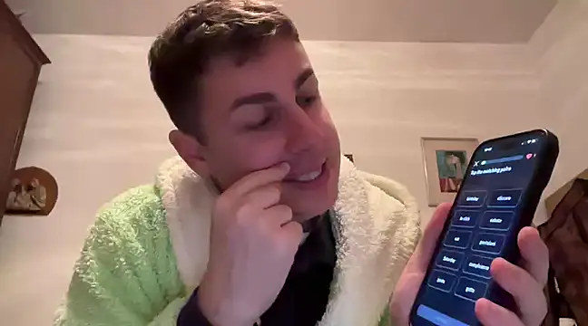 MyStrangeAddiction online show from December 12, 2024, 5:48 pm