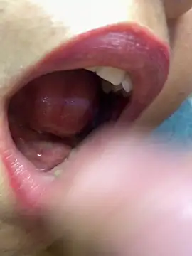 Snapshot of mayemarc chatting on December 19, 2025, 7:16 pm mayemarc online show from December 19, 2025, 7:16 pm