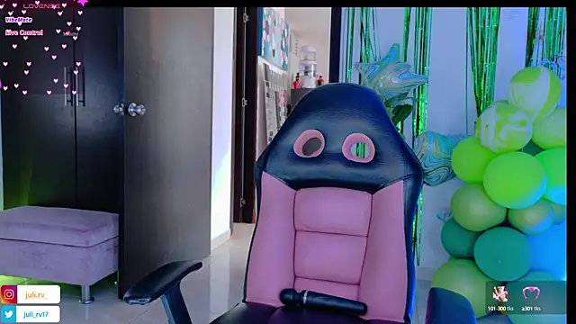 Snapshot of Chris_parker27 chatting on March 19, 2025, 12:45 pm Chris parker27 online show from March 19, 2025, 12:45 pm