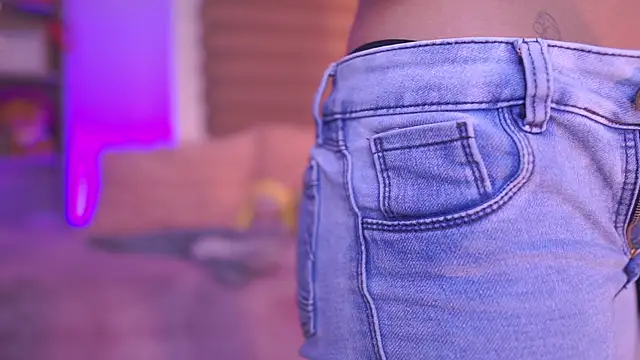 Snapshot of madelyn_rose_ chatting on September 13, 2025, 2:11 am madelyn rose online show from September 13, 2025, 2:11 am