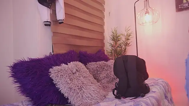 madelyn rose  online show from January 10, 2026, 1:56 am