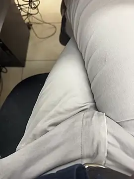 Snapshot of hotisraeli chatting on February 24, 2025, 4:47 pm hotisraeli online show from February 24, 2025, 4:47 pm