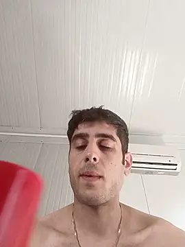 arenn1997 online show from November 30, 2025, 12:06 pm