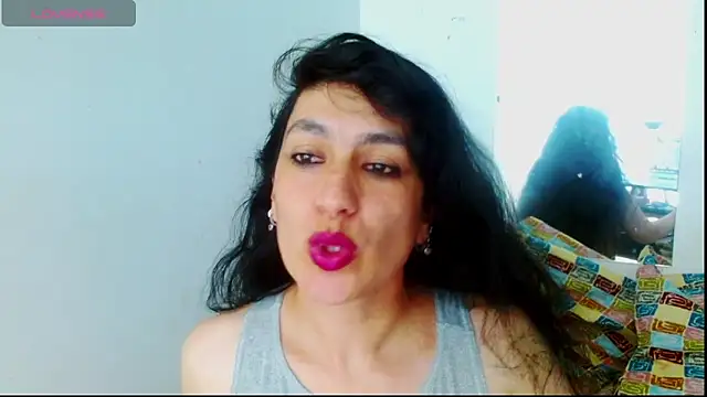 cristina connor online show from February 13, 2026, 1:27 am