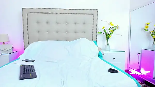 Cataleyalove ADY online show from March 19, 2026, 8:20 pm