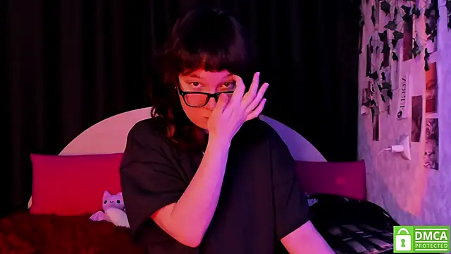 dreamgirllovee online show from November 6, 2025, 11:53 pm