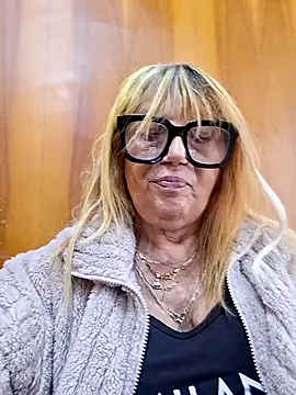 eva2023sexy online show from November 6, 2025, 3:27 pm