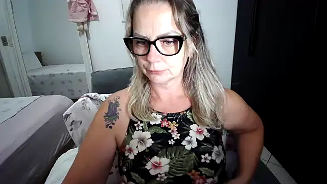 Micchellina online show from March 5, 2025, 1:31 am