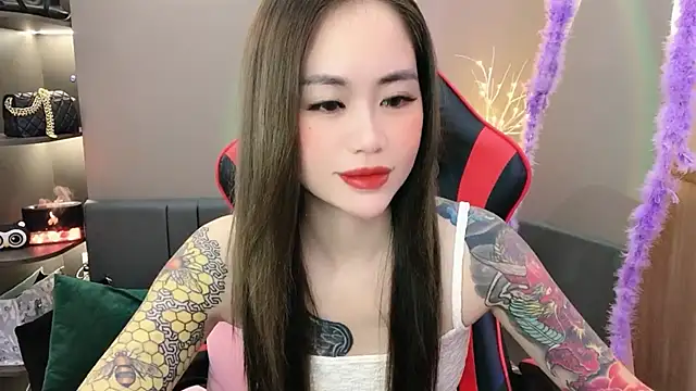 Snapshot of witch-39 chatting on December 26, 2024, 4:43 am witch-39 online show from December 26, 2024, 4:43 am