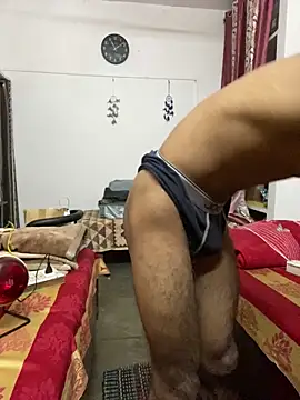 Snapshot of Wild_beast chatting on December 18, 2025, 5:39 pm Wild beast online show from December 18, 2025, 5:39 pm