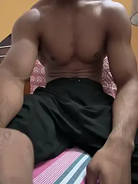 Snapshot of Wild_beast chatting on December 23, 2025, 10:14 am Wild beast online show from December 23, 2025, 10:14 am