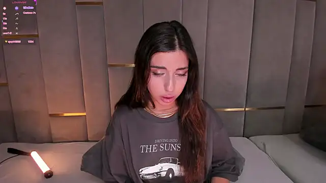 Snapshot of eva_lim chatting on March 8, 2025, 7:20 pm eva lim online show from March 8, 2025, 7:20 pm