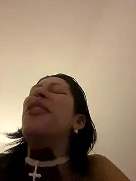 xmoira3x online show from November 17, 2025, 4:38 am