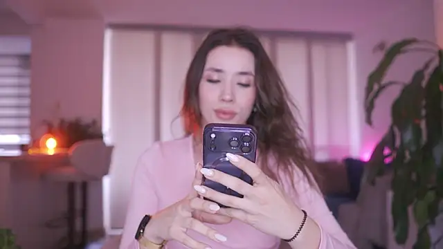 Snapshot of honeyann08 chatting on February 2, 2026, 9:58 pm honeyann08 online show from February 2, 2026, 9:58 pm