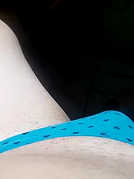 Cris29 84 online show from October 1, 2025, 4:17 am