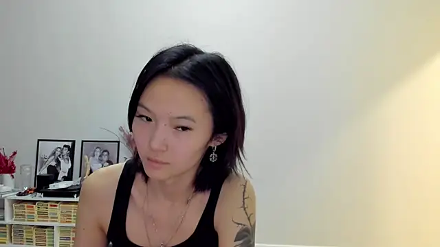 Snapshot of ailey_chao chatting on December 2, 2025, 2:12 am ailey chao online show from December 2, 2025, 2:12 am