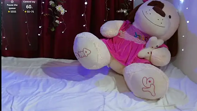 italagomez  online show from March 17, 2026, 12:57 am