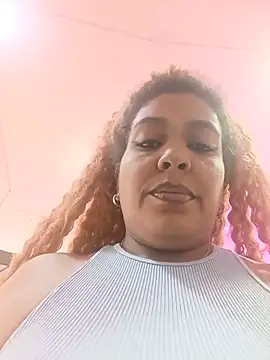 ELLA KELLY online show from June 29, 2026, 11:43 am