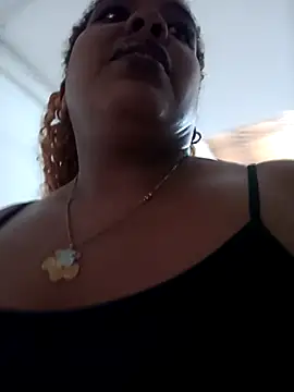 Snapshot of ELLA_KELLY chatting on May 5, 2026, 11:46 am ELLA KELLY online show from May 5, 2026, 11:46 am