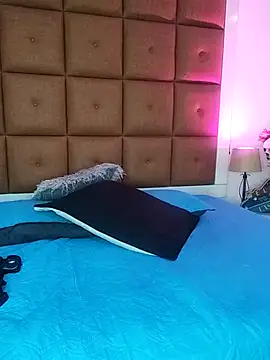 Snapshot of ELLA_KELLY chatting on October 28, 2025, 12:15 pm ELLA KELLY online show from October 28, 2025, 12:15 pm